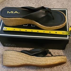 MIA Mara Wedge sandal, size 10, brown